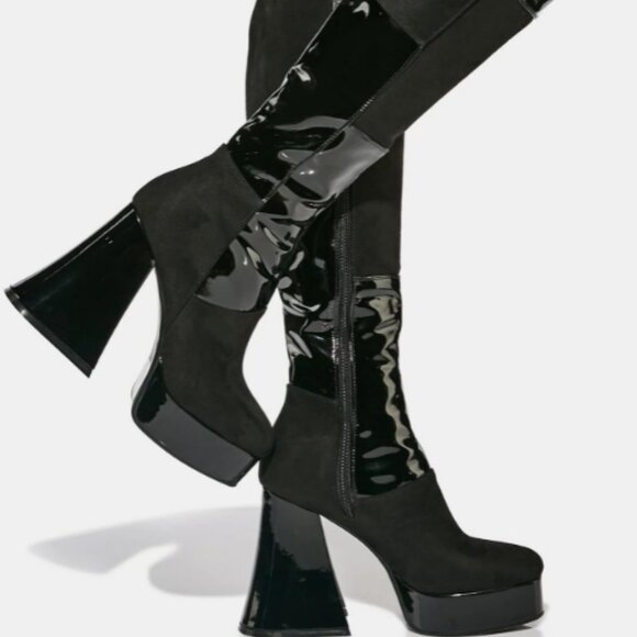 WITCHED OUT  KNEE HIGH BOOTS - Picture 3 of 6